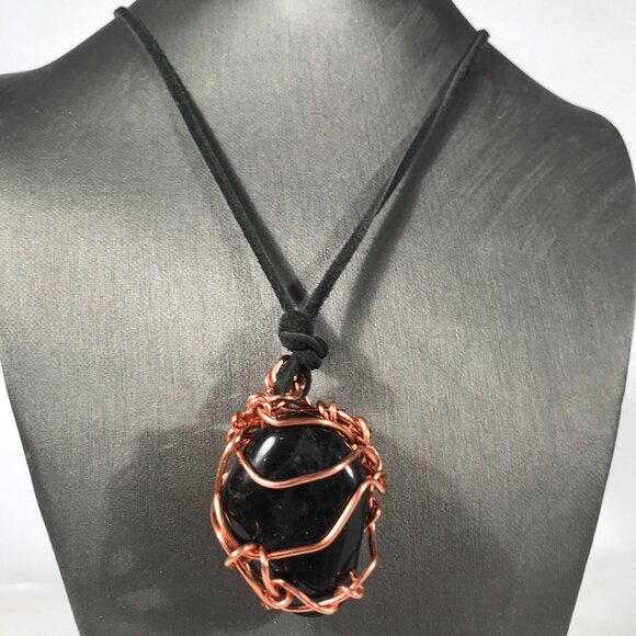 Genuine Black Onyx Gemstone Copper Pendant Leather Rustic Festival Reiki Protect - Picture 3 of 5